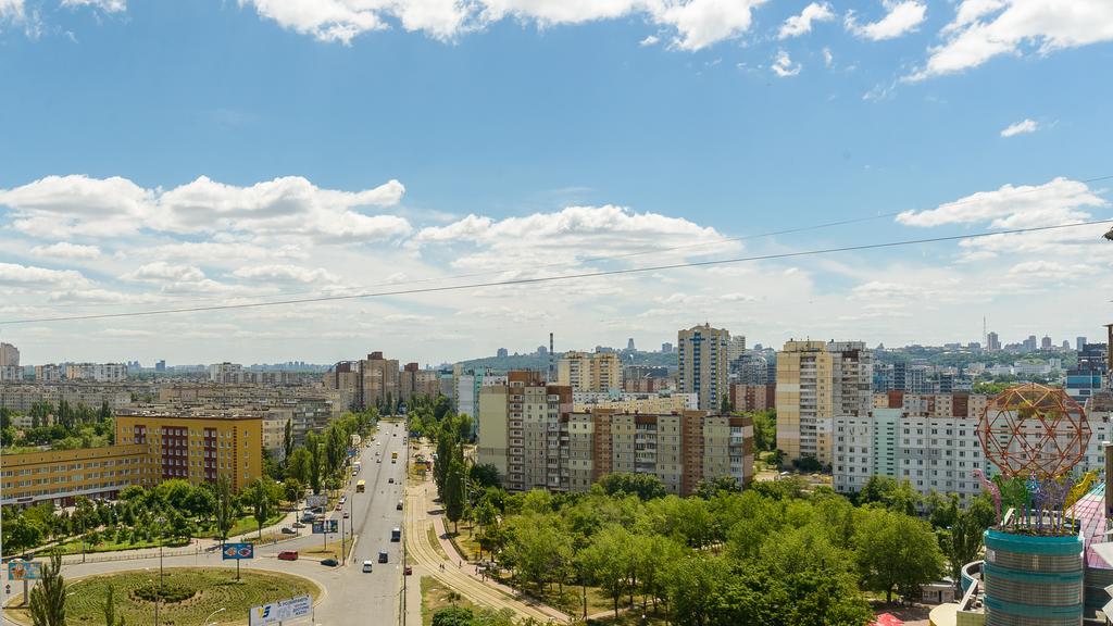 Artal Apartment On Obolonskaya Square 3 Kiev Eksteriør billede